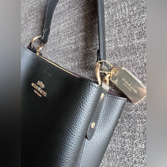COACH | Town Bucket Bag | Black - Picture 6 of 10